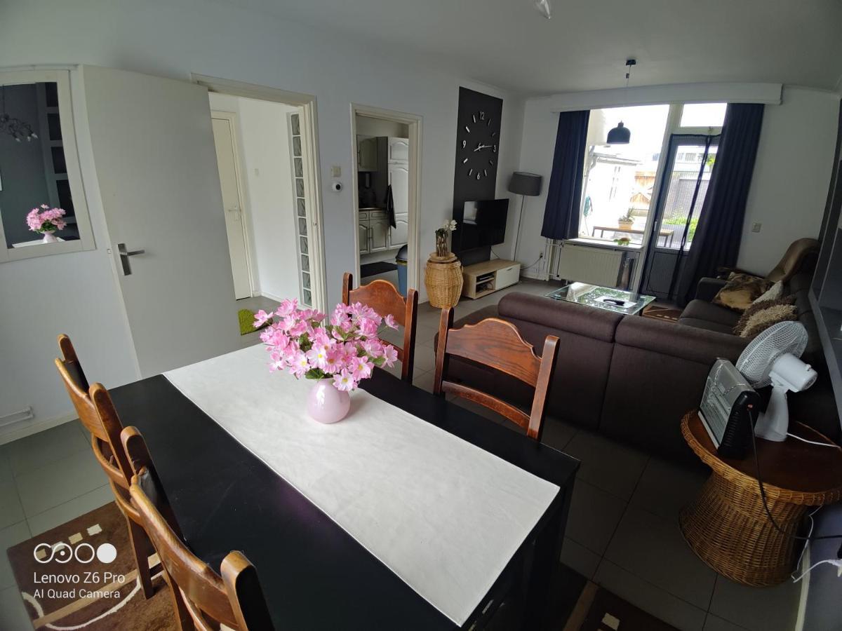 Appartement Cozy House In Weert Extérieur photo