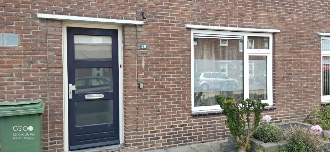 Appartement Cozy House In Weert Extérieur photo